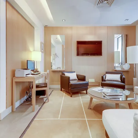 Hotel Duret Champs Elysées 4*