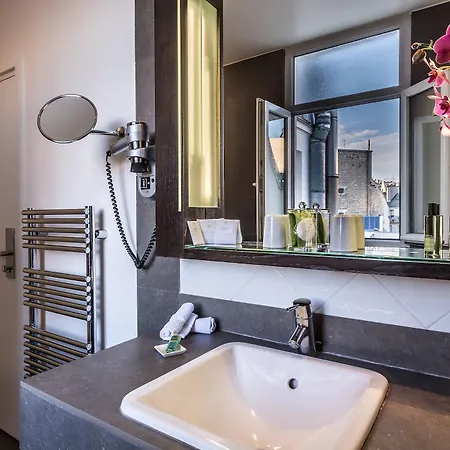 Hotel Duret Champs Elysees Paris