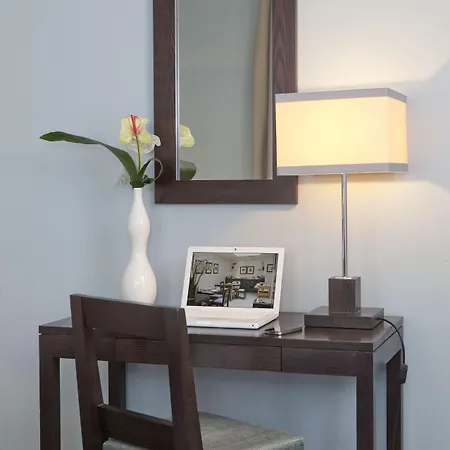 Hotel Duret Champs Elysees Paris