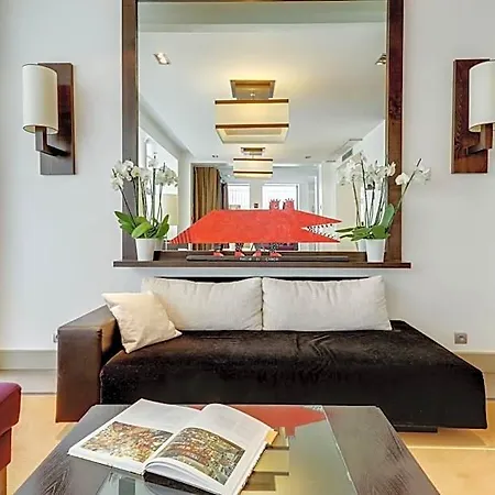 Hotell Duret Champs Elysees 4*