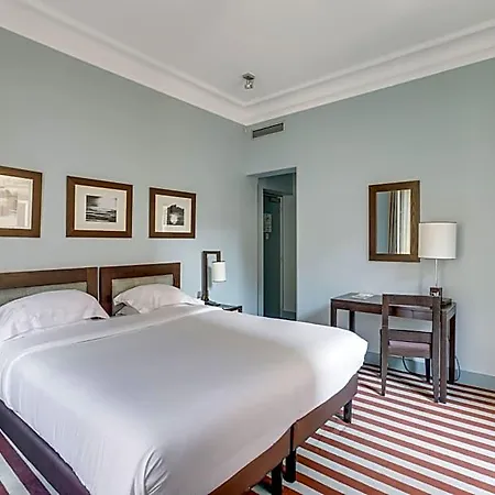 Hotell Duret Champs Elysees Paris