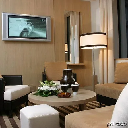 Duret Champs Elysees Hotel