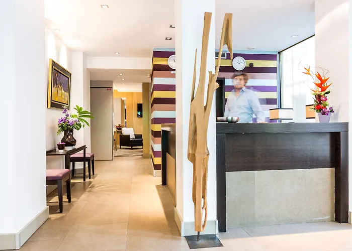 Hotel Duret Champs Elysees Paris