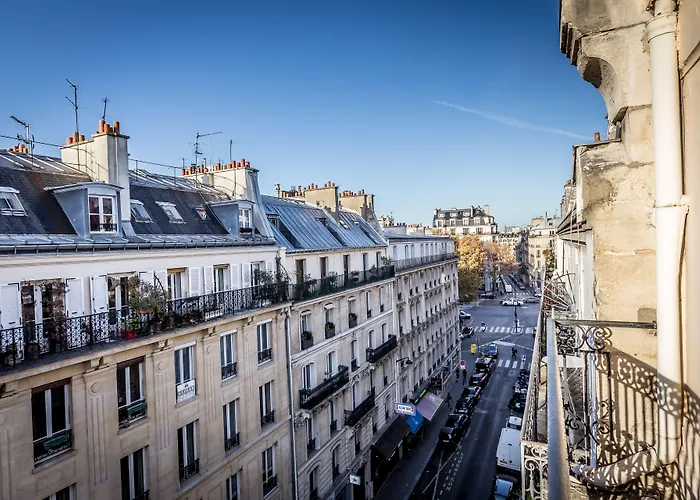 Hotel Duret Champs Elysees 4*