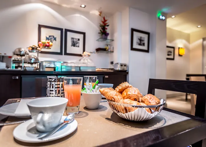 Hotel Duret Champs Elysees Paris