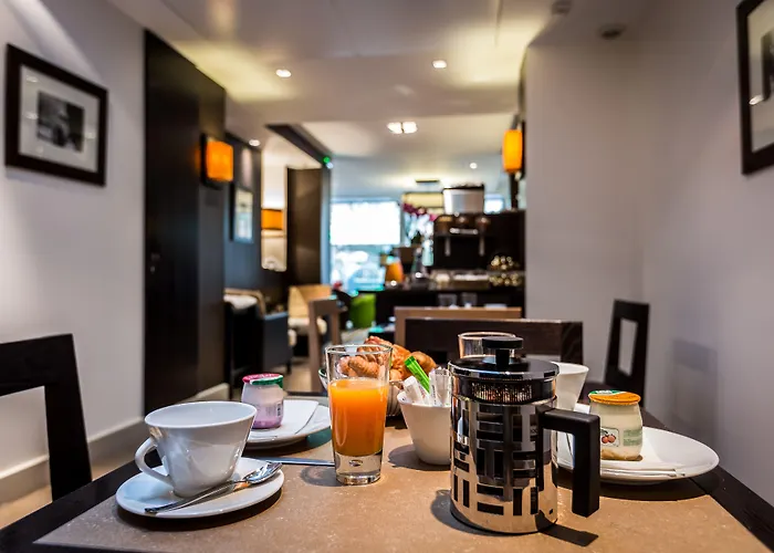 Duret Champs Elysees Hotel Paris