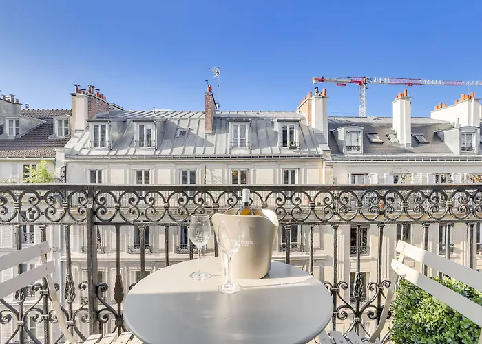 Duret Champs Elysees 4*