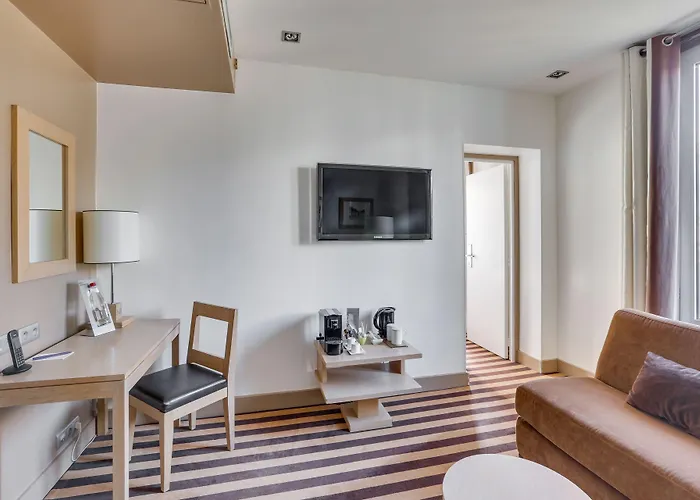 Hotel Duret Champs Elysees 4*